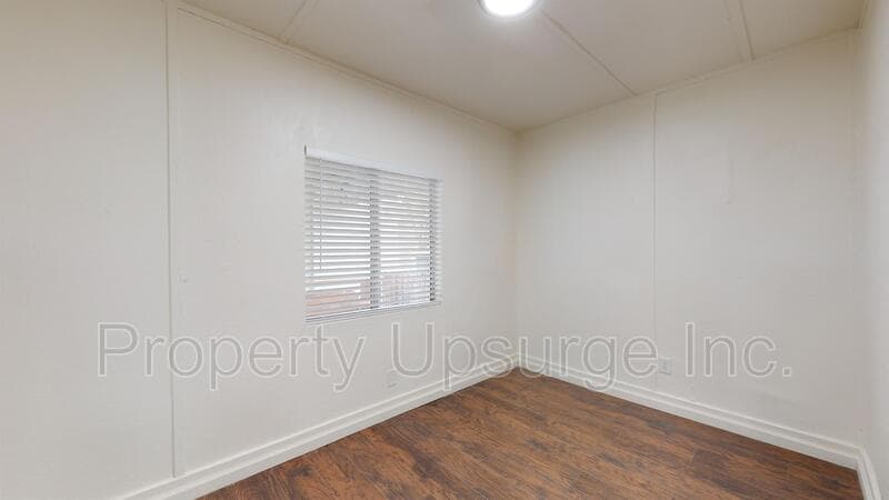 Anderson Condo: 1889 3rd Street