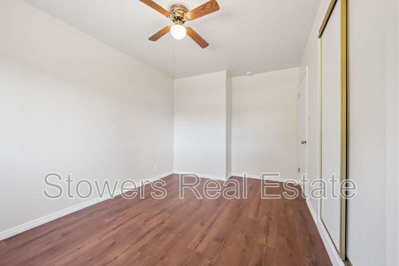 Danville House: 275 Cameo Dr