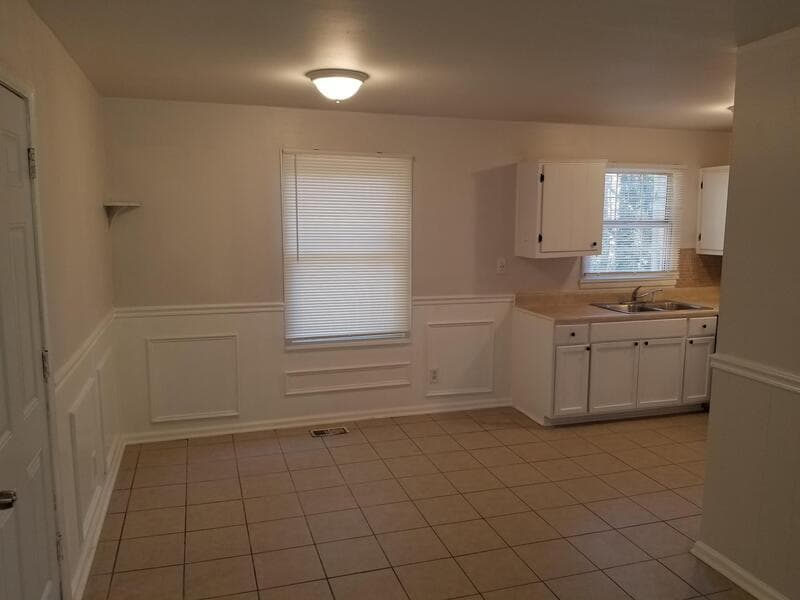 Atlanta House: 1822 Giben Road SW