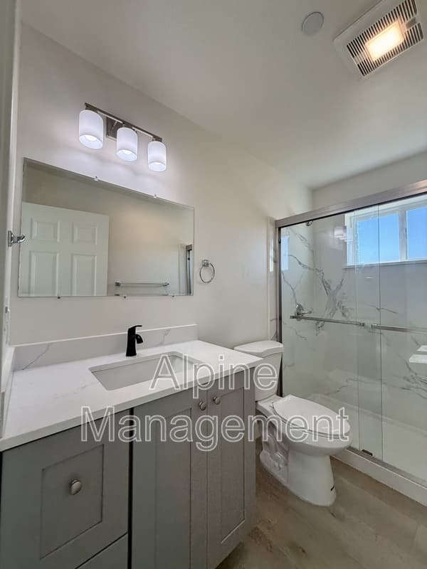 Oakland Condo: 1436 55th Avenue