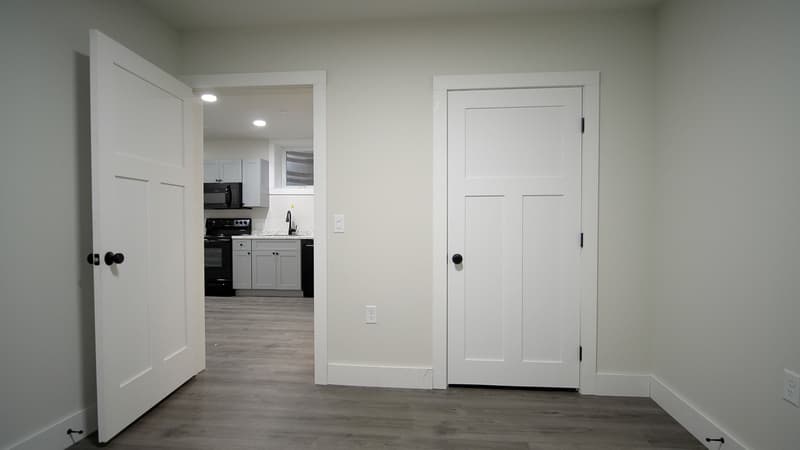 Burlington Condo: 15 Hungerford Terrace, Unit 4