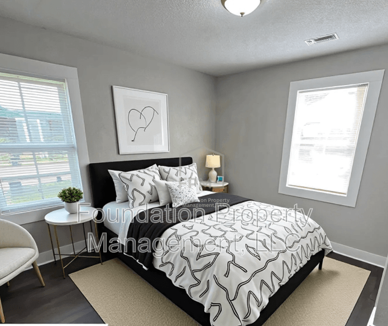 Memphis House: 1371 East Trigg Avenue