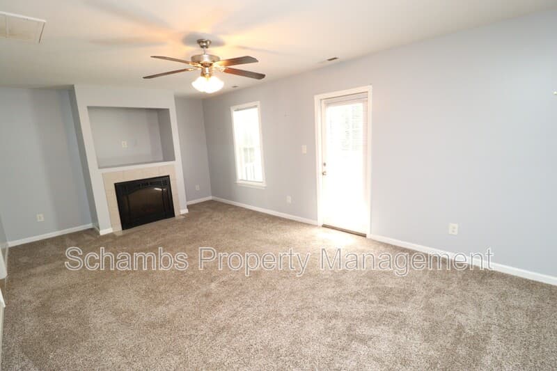 Clayton House: 410 Whitehall Ct