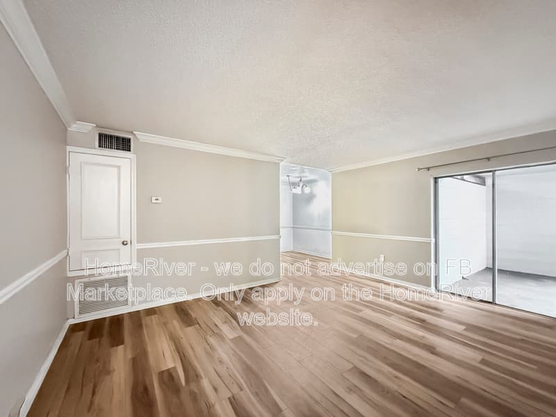 Orlando House: 1263 Woodman Way