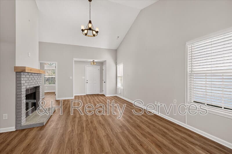 Fishers House: 9741 Roxbury Drive