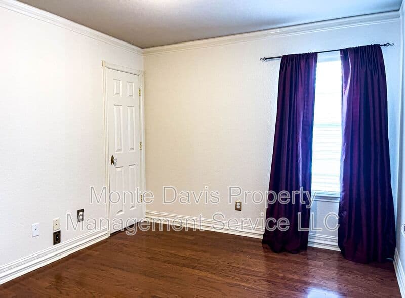 Cedar Park House: 601 Cherry Creek Drive