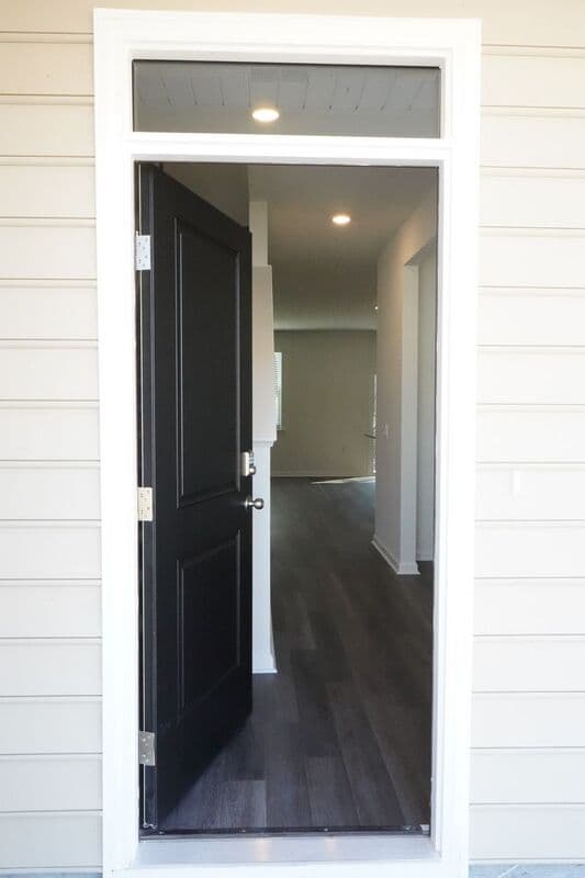 Pooler House: 150 Kraft Kove