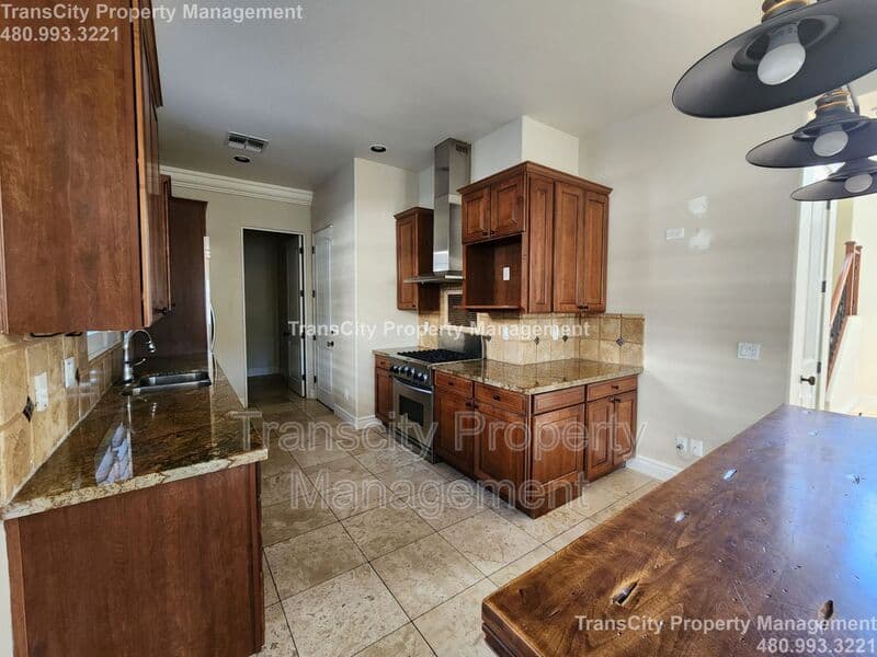 Phoenix House: 111 W. Missouri Ave