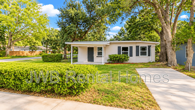 Jacksonville House: 3357 Rosselle St