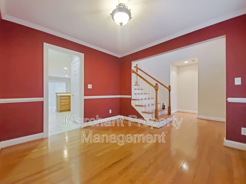 Greenville House: 11 Tupelo Court