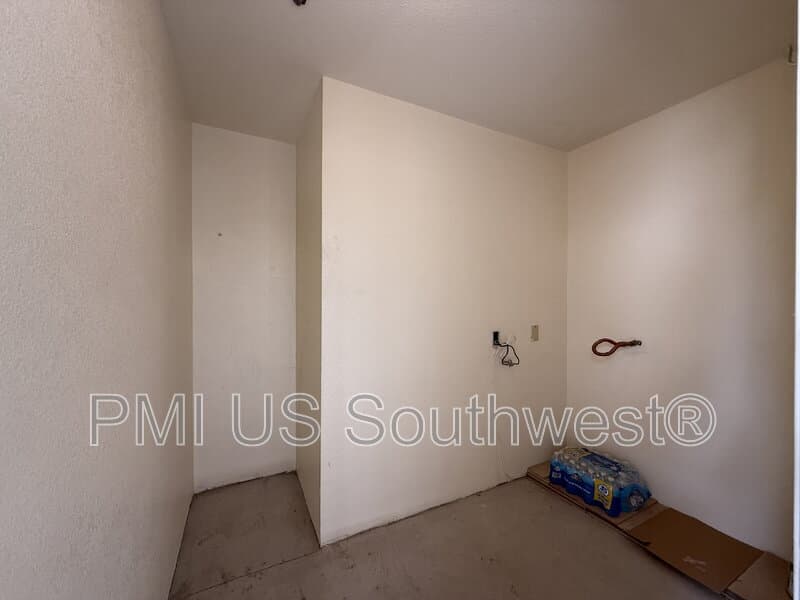 Bullhead City Condo: 1611 Highway 95