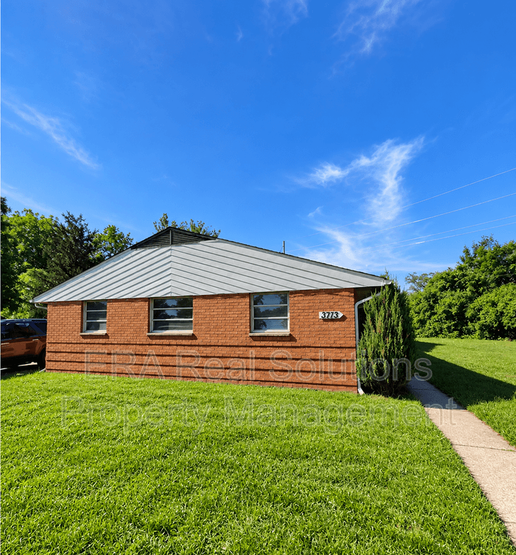 Columbus Condo: 3713 Dort Pl