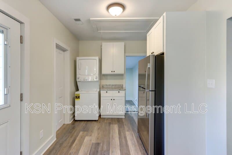 Savannah Condo: 543 East Harris Street