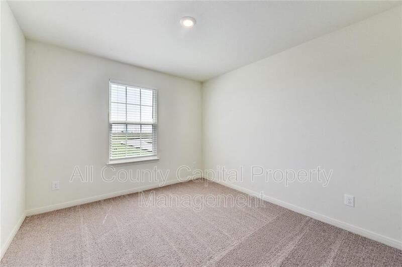 Elgin House: 14325 Prairie Sod Ln