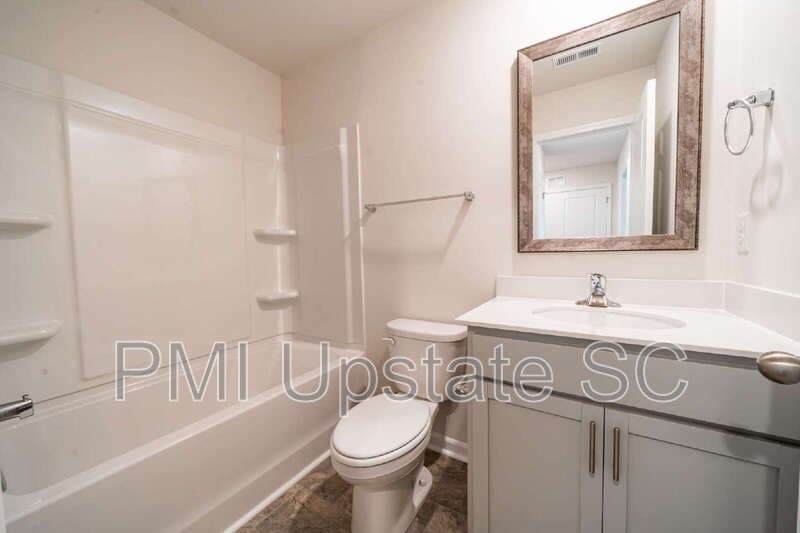 Greer Townhome: 753 Embark Cir