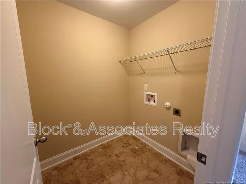 Fayetteville House: 1705 Bluffside Drive