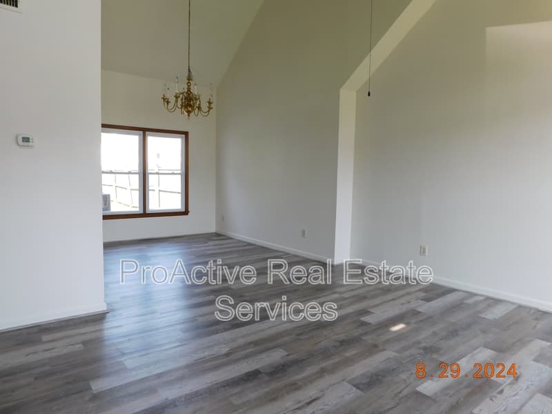 Virginia Beach House: 1461 Thamesford Dr.