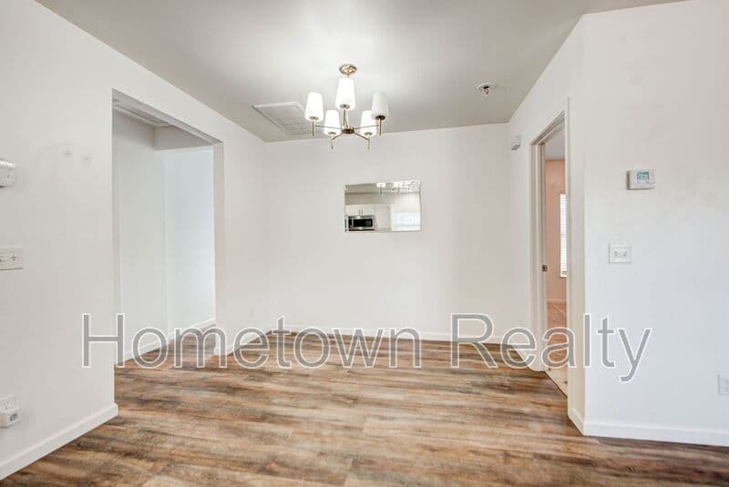 Oklahoma City House: 917 NW 31st Street