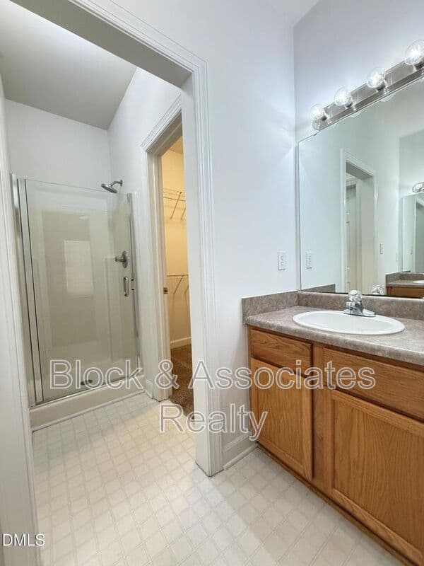 Raleigh House: 2701 Sterling Park Drive