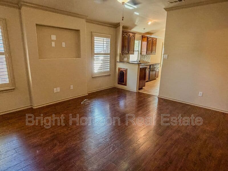 Fort Worth House: 5049 Britton Ridge Lane