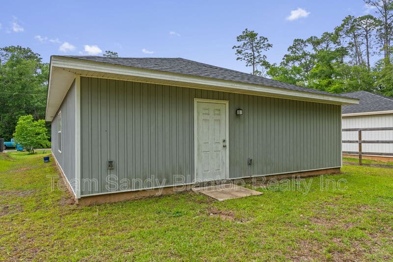 Milton House: 3210 Electra Drive