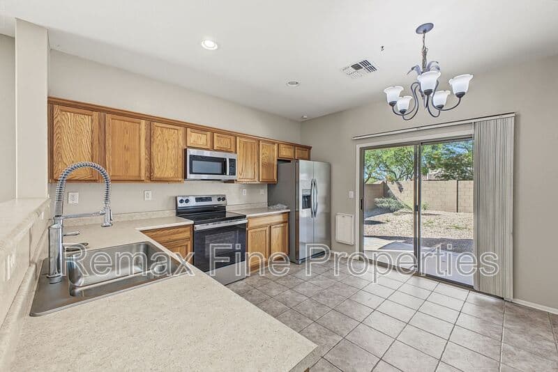 Phoenix House: 39516 N Hillerman Way