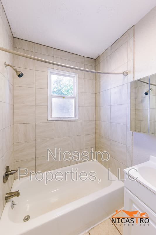 Columbus Condo: 136 E 11th Avenue