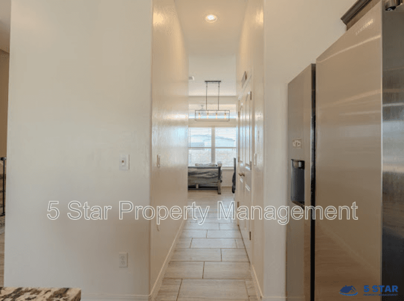 El Paso House: 2233 Mike Price Dr