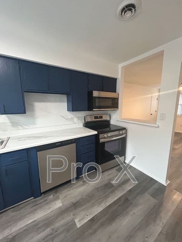 Fayetteville Condo: 1851 W Deane St