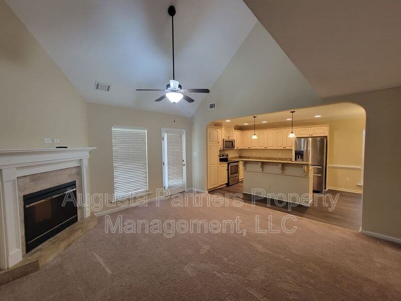 Evans House: 3460 Conifer Trl