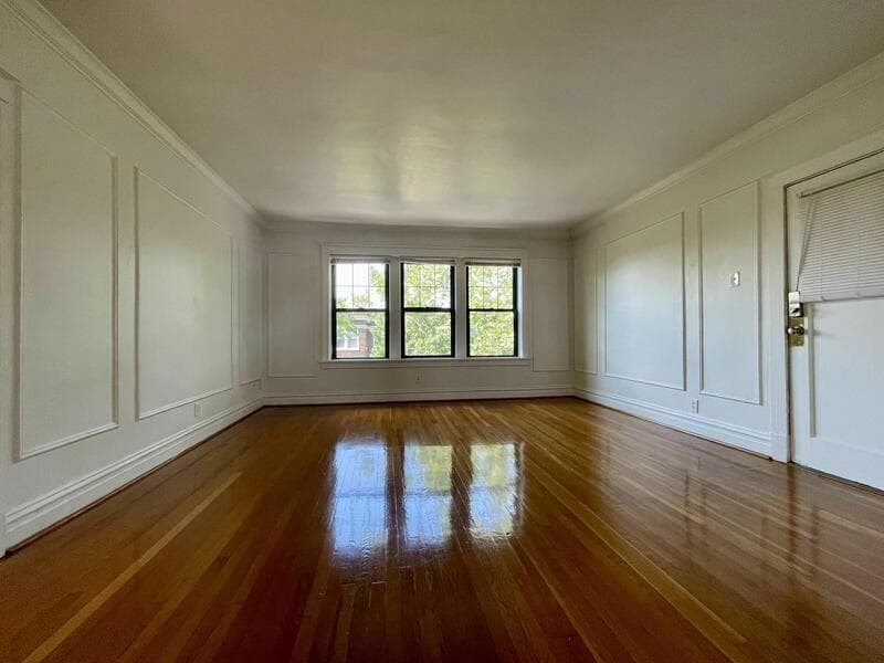 St Louis Condo: 6332 North Rosebury Avenue 1W