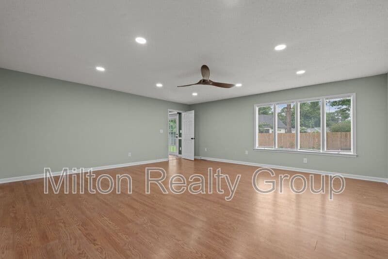 Dunn House: 1505 Fairview St.