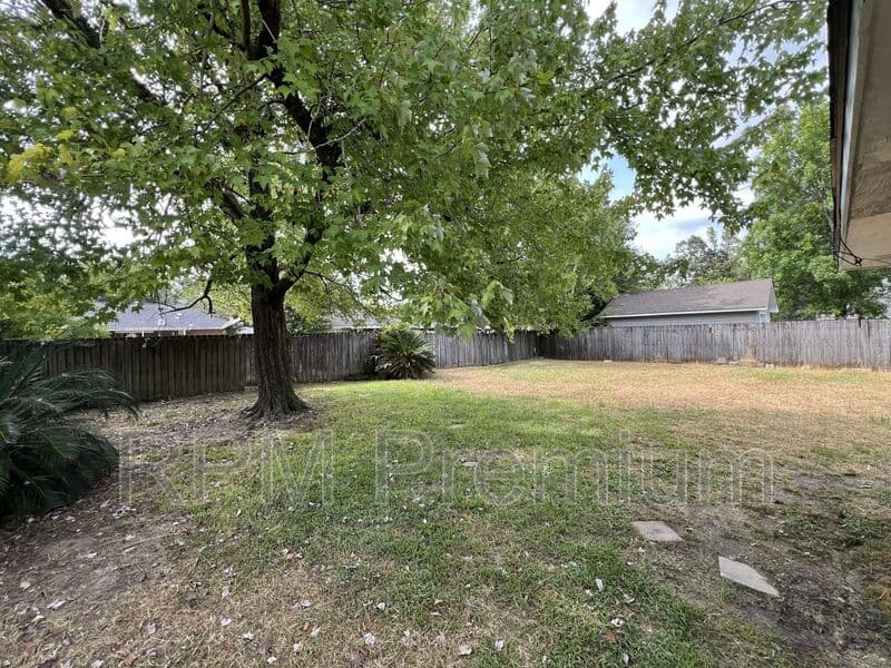 Baton Rouge House: 7516 Vice President Dr.