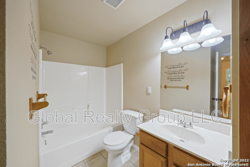 New Braunfels Condo: 280 Rosalie Dr