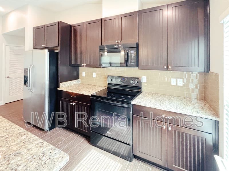Jacksonville House: 14932 Bartram Creek Blvd
