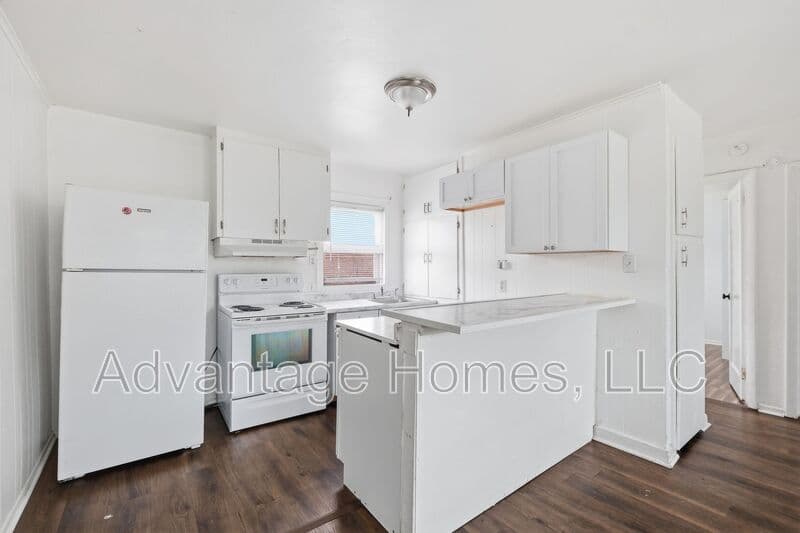 Belton Condo: 1015 N Scott Avenue #10