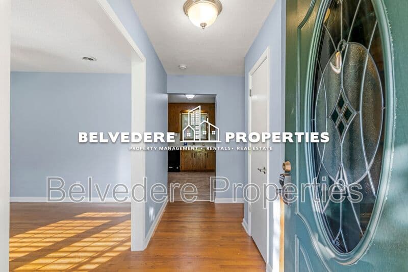 Greensboro House: 3931 Manila Road