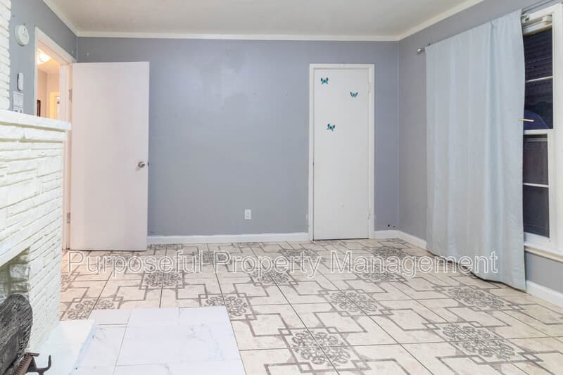 Oklahoma City House: 3500 Northwest 14th Street