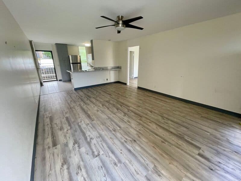 Mililani Condo: 95-045 Waikalani Dr