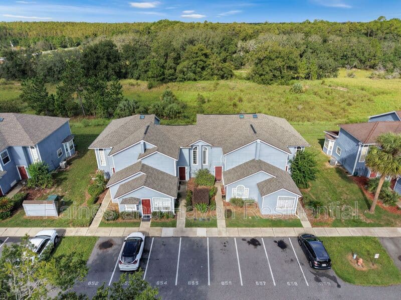 Davenport Townhome: 154 Orchid Dr