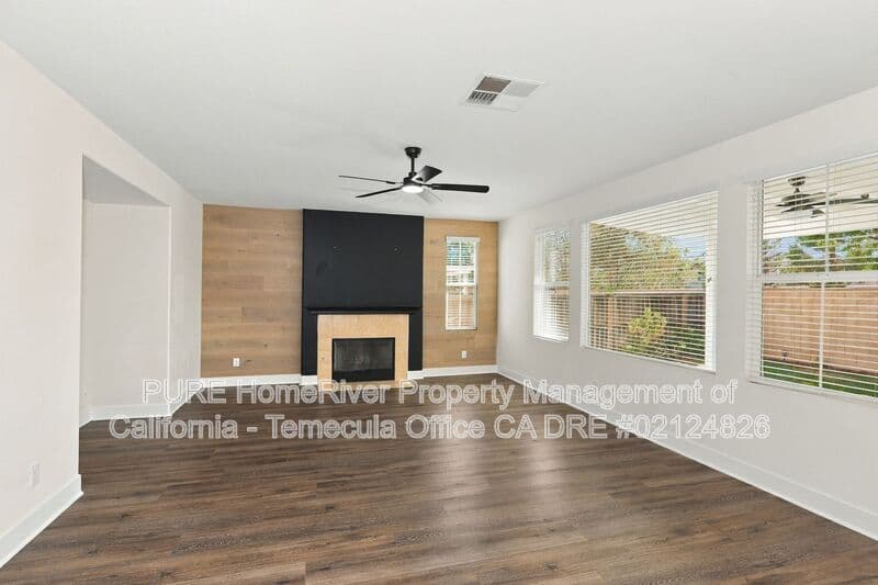 Murrieta House: 34111 San Sebastian Ave