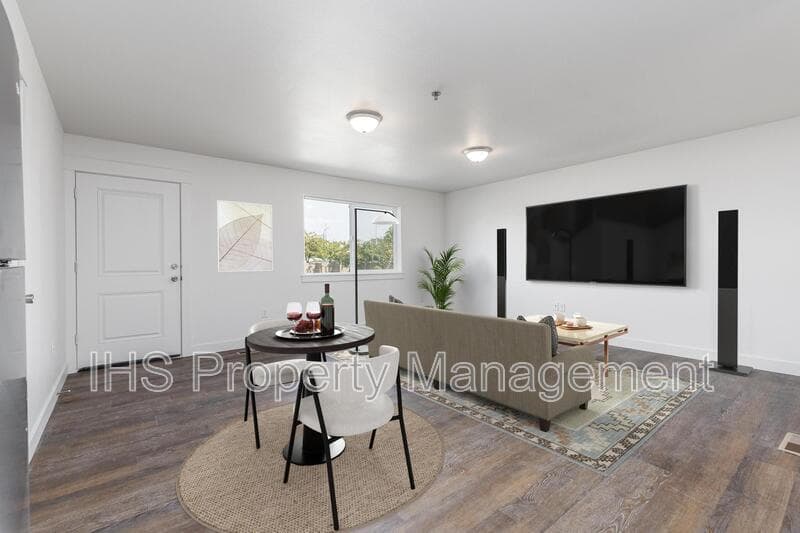 West Richland Condo: 485 S. 38th Ave.
