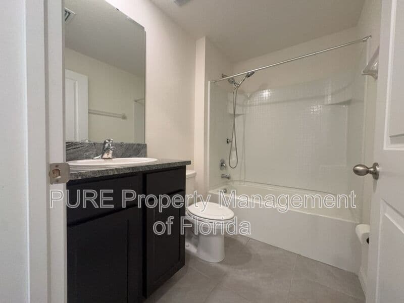 Ocala House: 5527 SW 43rd Ct