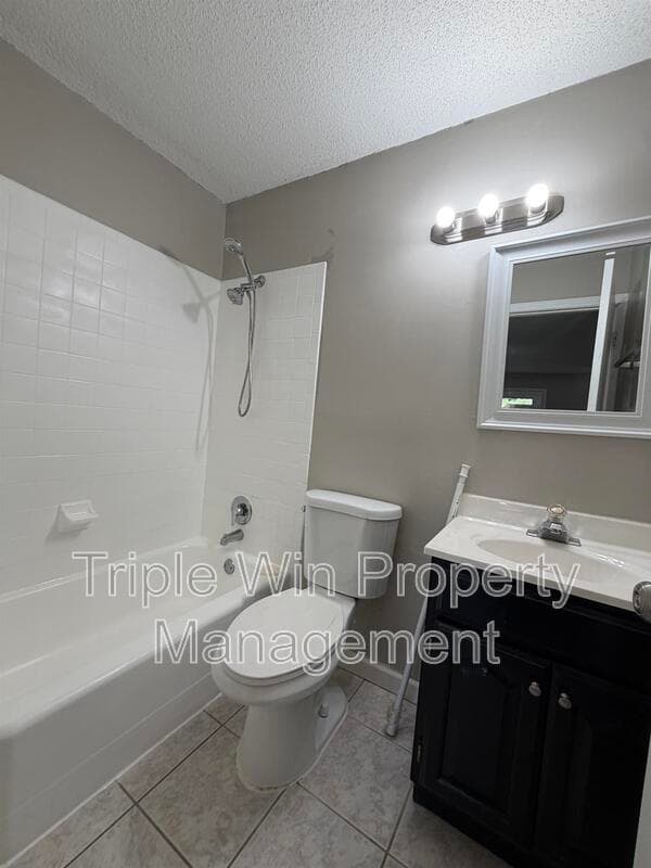 Florissant House: 3125 St Catherine St