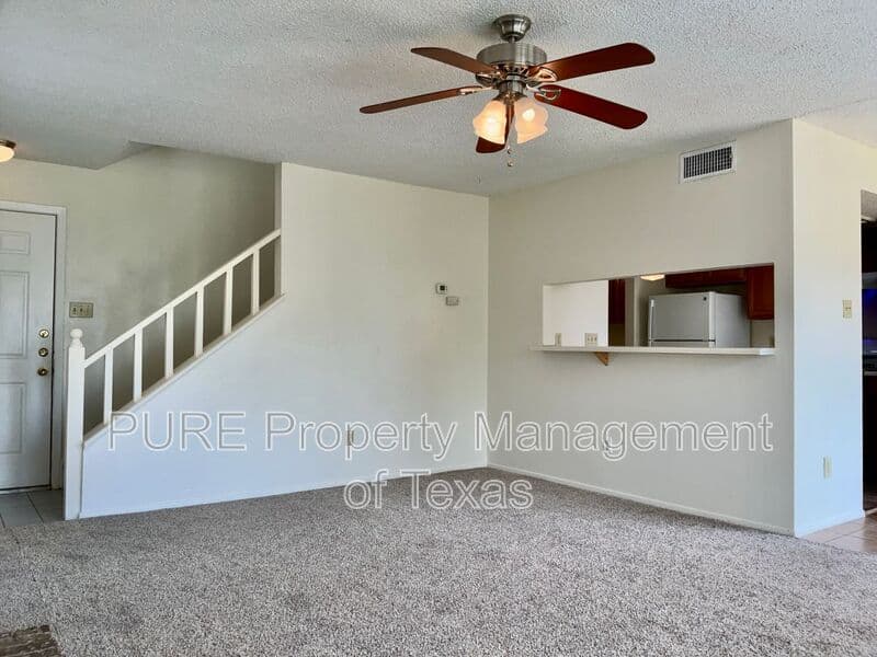 Austin Condo: 12120 Thompkins Dr.
