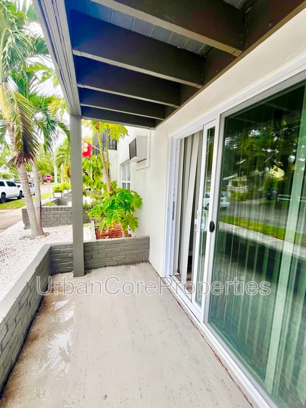 St. Petersburg Condo: 1023 Locust St NE