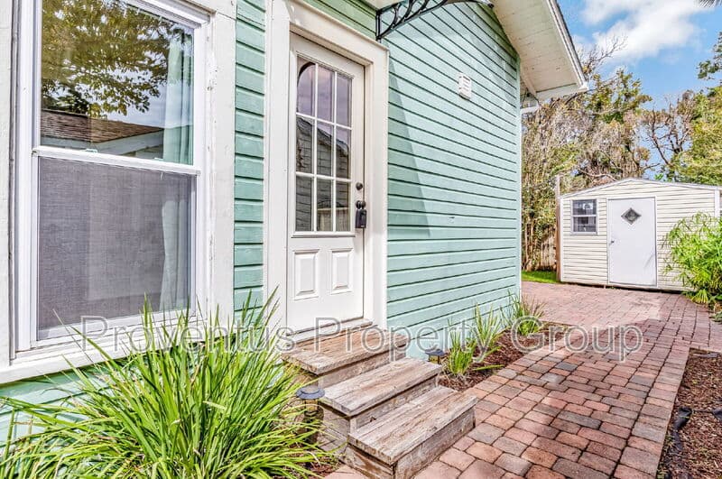 Pensacola House: 904 North 16th Avenue