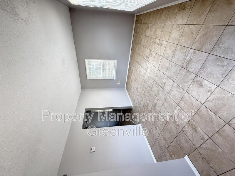 Greenville Condo: 6526 White Horse Rd