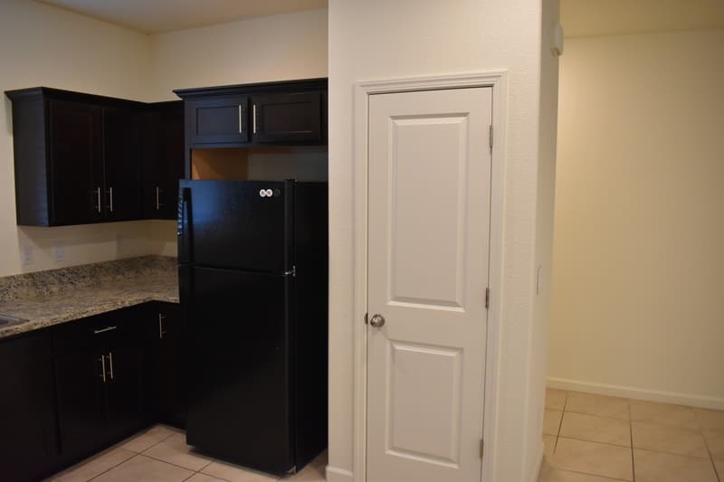 Merced House: 260 Shafer Avenue