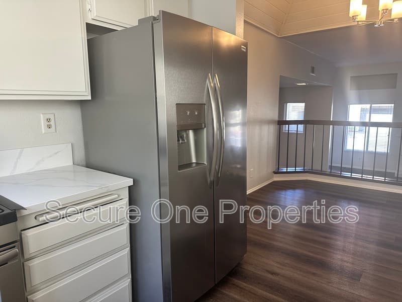 Simi Valley Condo: 3264 Darby Street